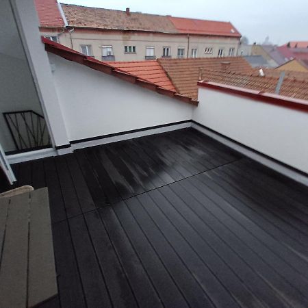 Old Town Studio Apartments Baia Mare Extérieur photo