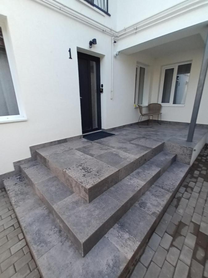 Old Town Studio Apartments Baia Mare Extérieur photo